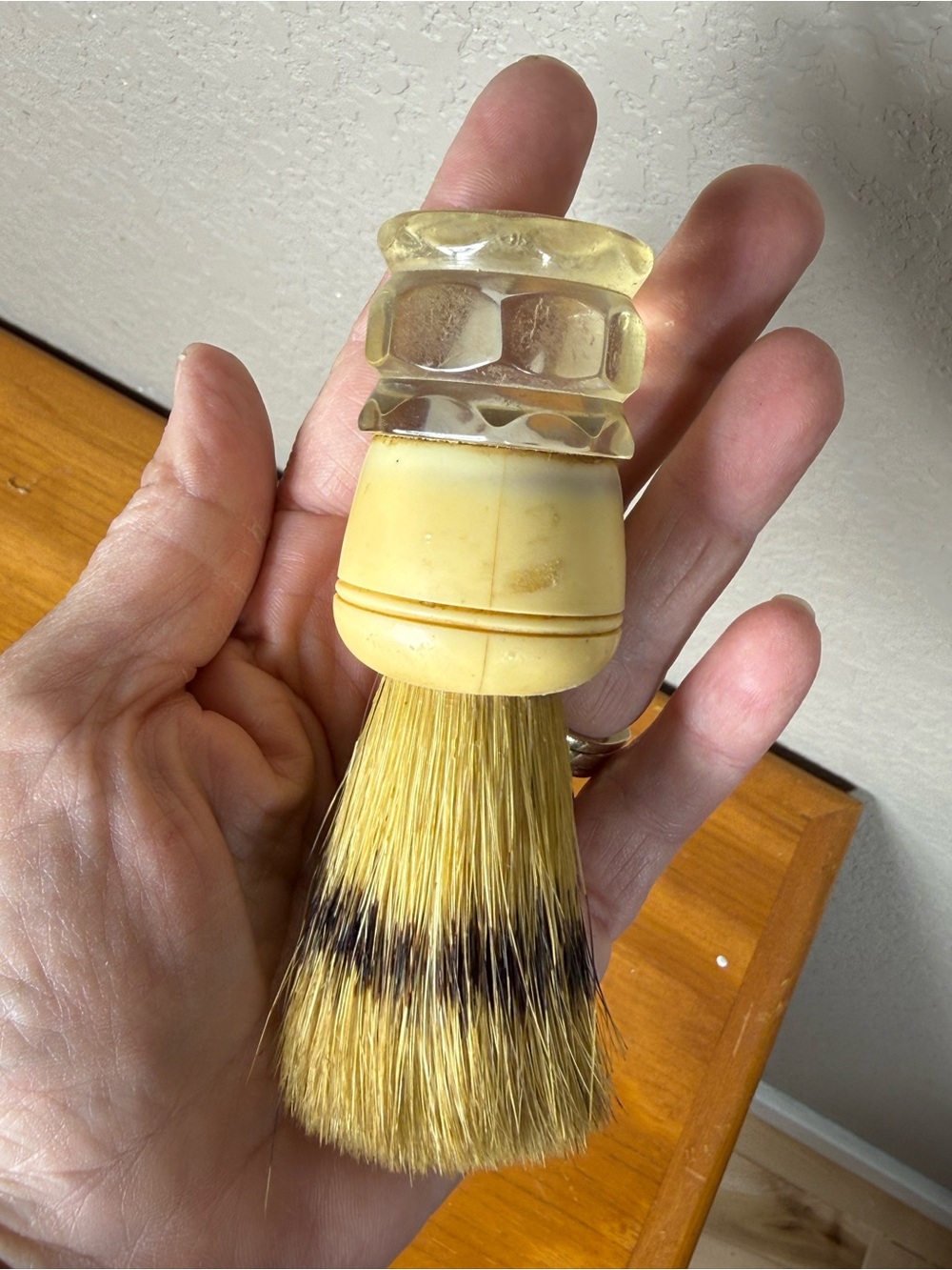 Men's Shaving Brush Lucite Handle
